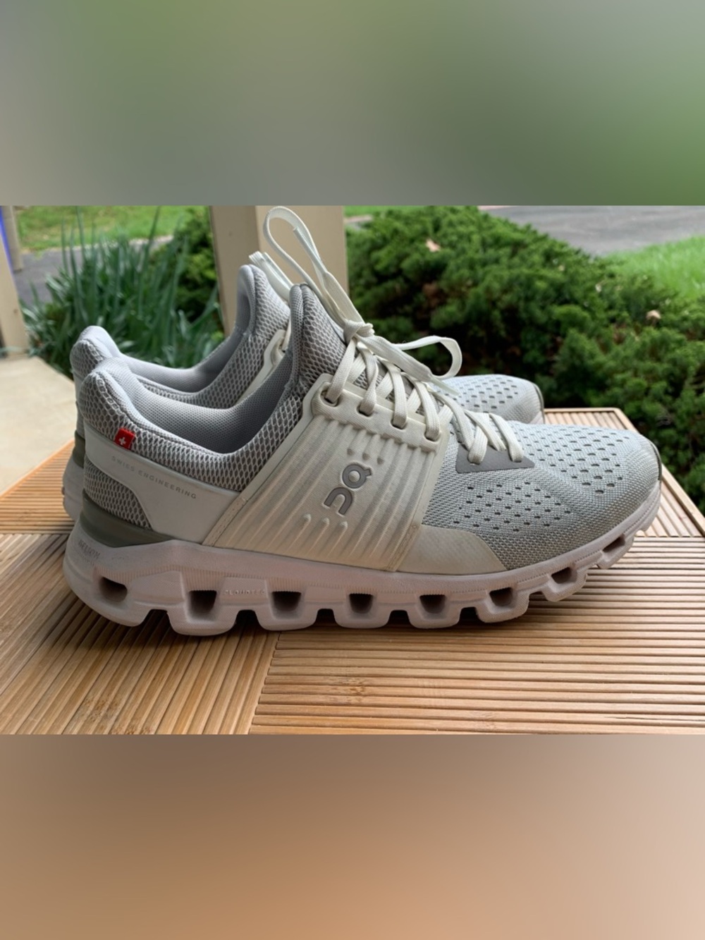 On Running Cloudswift Women’s Athletic Shoes - Picture 14 of 16